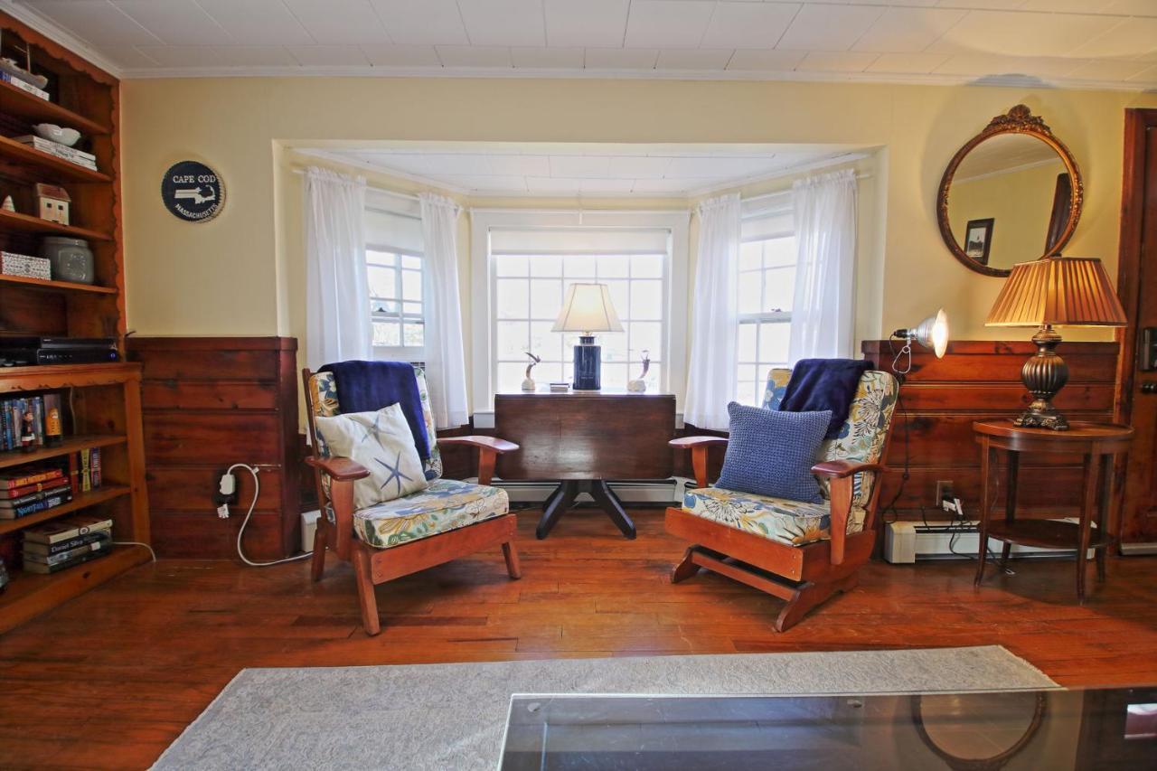 Lofted Cape Cottage By Leavetown Vacations South Yarmouth Luaran gambar