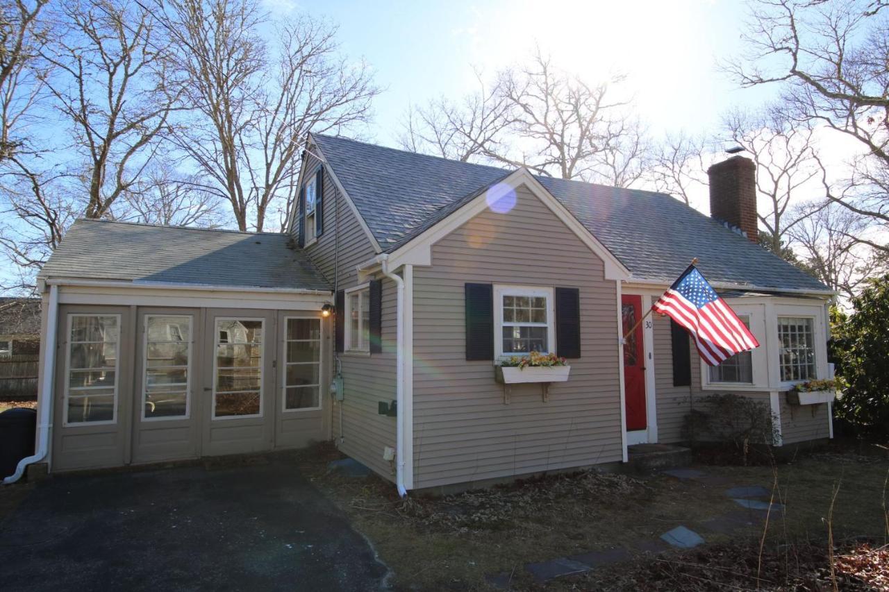 Lofted Cape Cottage By Leavetown Vacations South Yarmouth Luaran gambar